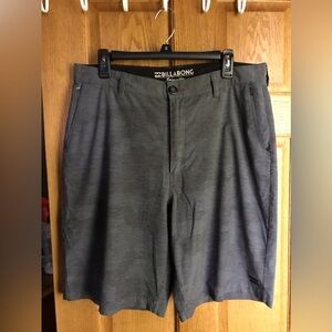 NWOT Billabong Crossfire Submersible Men's Gray Shorts 32